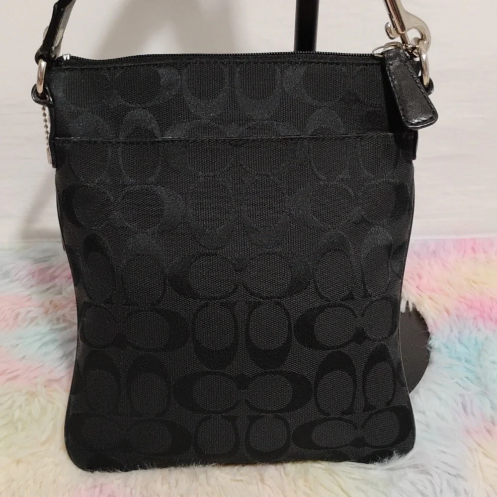 SALE! Coach Signature Print Vintage Crossbody Bag & Matching Mini Wristlet - Picture 10 of 16